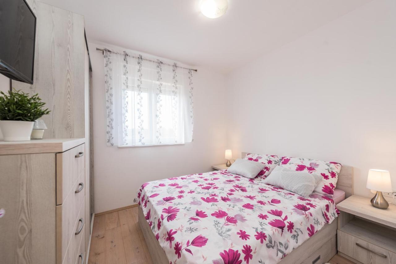Zoran Brand New Modern Apartments Mandre Buitenkant foto