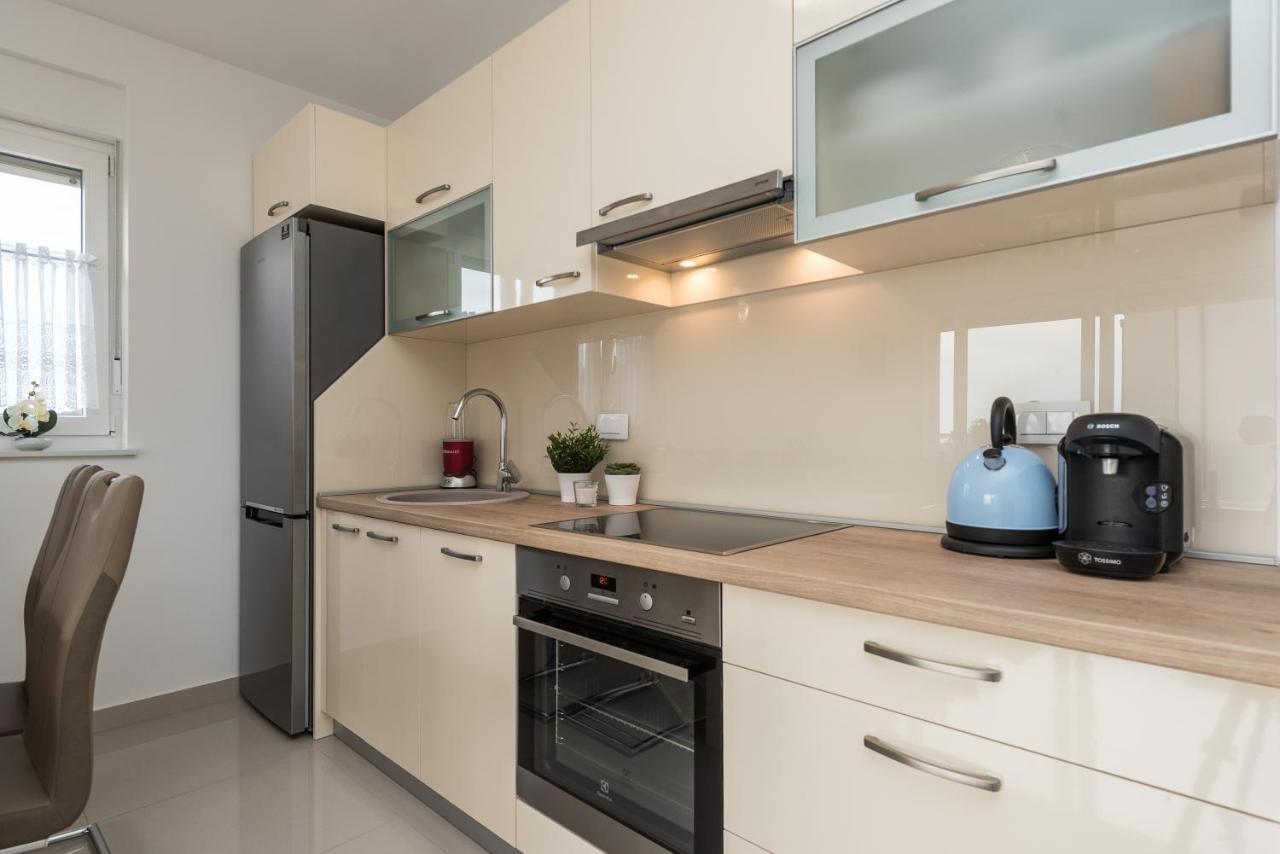 Zoran Brand New Modern Apartments Mandre Buitenkant foto