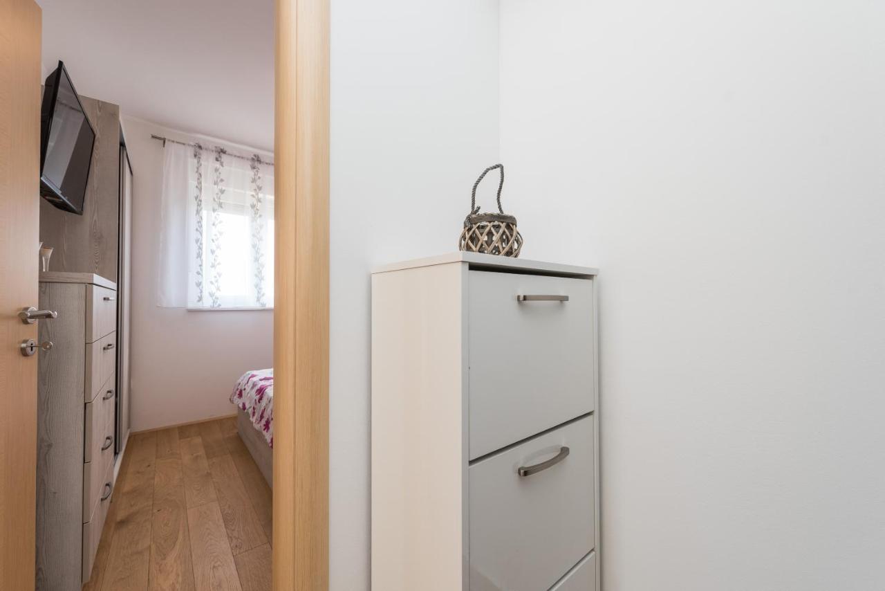 Zoran Brand New Modern Apartments Mandre Buitenkant foto
